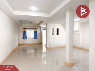 For sale 3 bedrooms townhouse in Mueang Nakhon Pathom, Nakhon Pathom
