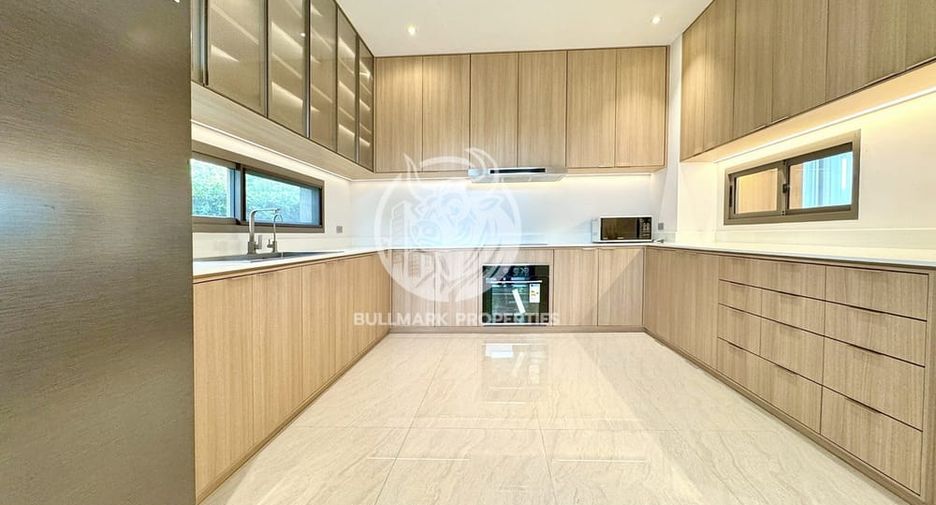 For rent 4 bedrooms house in Bang Lamung, Chonburi