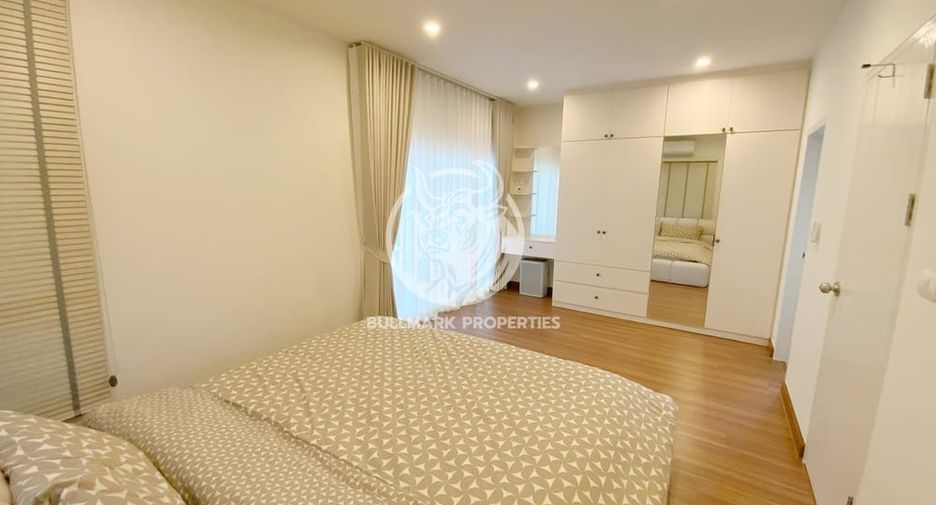 For rent 3 bedrooms house in Bang Lamung, Chonburi