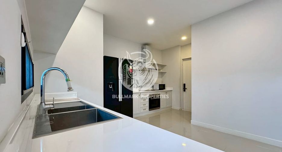 For rent 3 bedrooms house in Bang Lamung, Chonburi