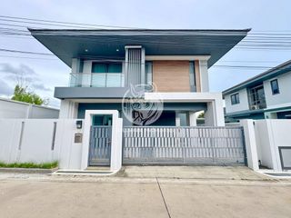 For Rent 3 Bedroom House In Bang Lamung, Chonburi