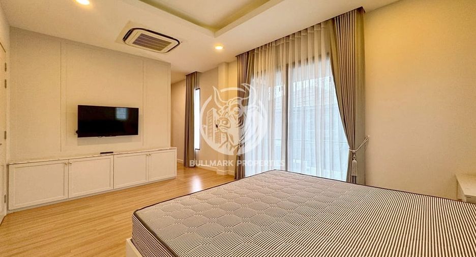 For rent 3 bedrooms house in Bang Lamung, Chonburi