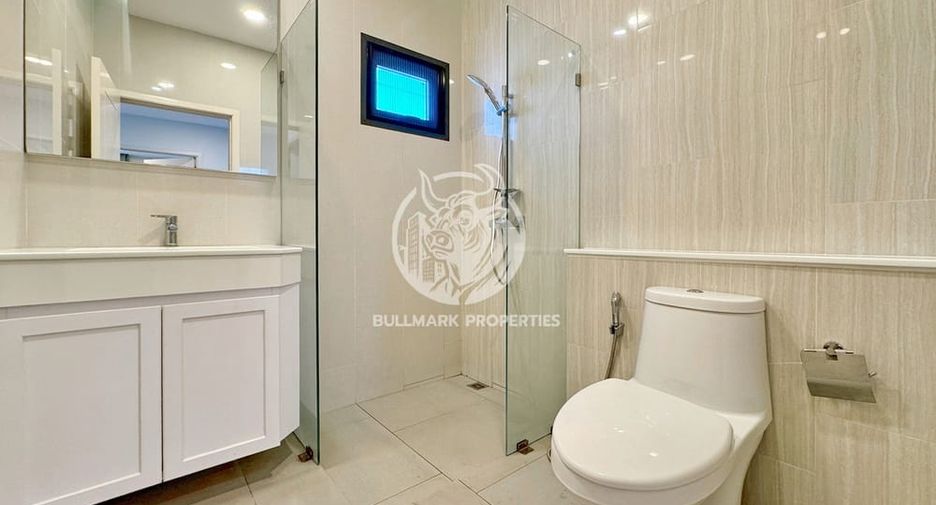 For rent 3 bedrooms house in Bang Lamung, Chonburi