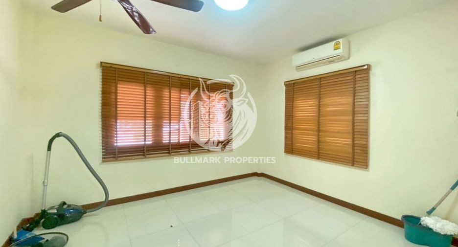 For rent 3 bedrooms house in Bang Lamung, Chonburi