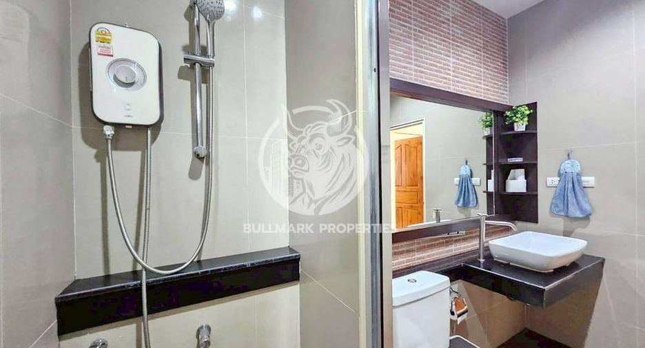 For rent 3 bedrooms house in Huay Yai, Pattaya