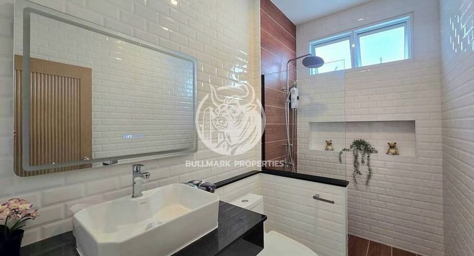 For rent 3 bedrooms house in Bang Lamung, Chonburi