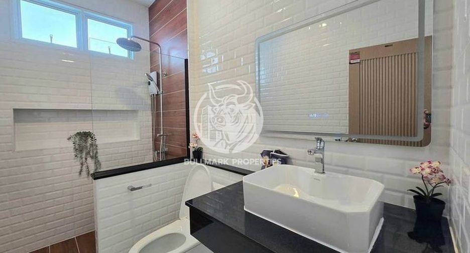For rent 3 bedrooms house in Bang Lamung, Chonburi