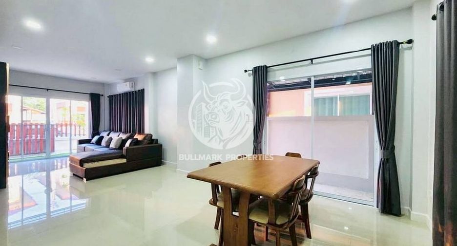 For rent 3 bedrooms house in Bang Lamung, Chonburi