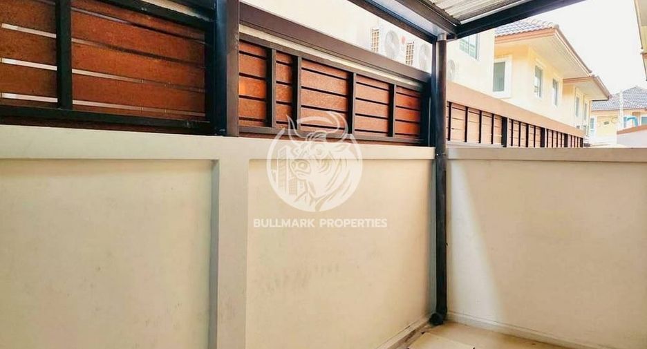 For rent 3 bedrooms house in Bang Lamung, Chonburi