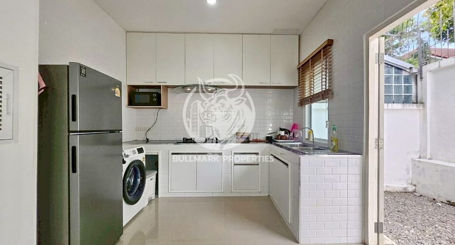 For rent 3 bedrooms house in Bang Lamung, Chonburi