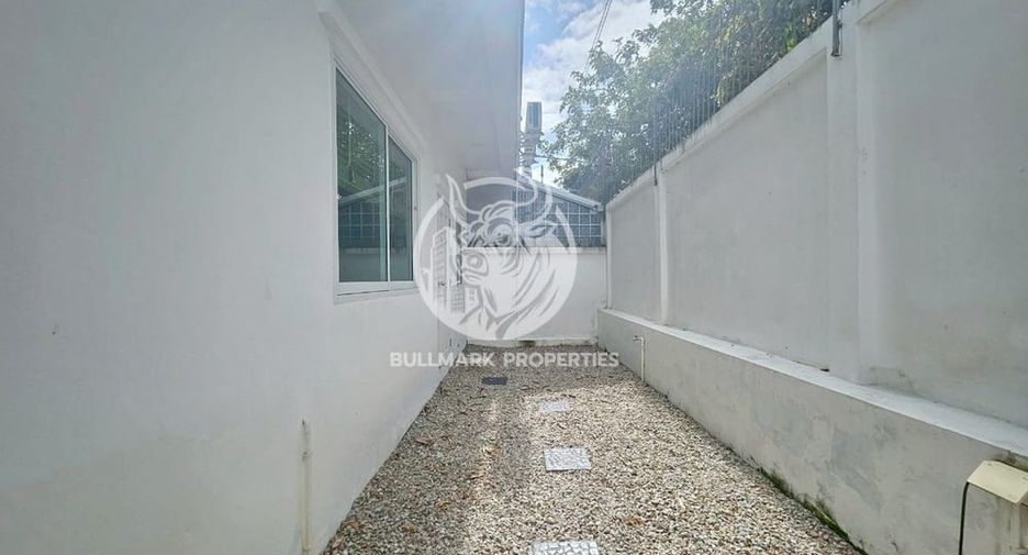 For rent 3 bedrooms house in Bang Lamung, Chonburi