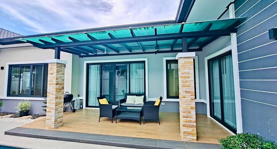 For rent 3 bedrooms villa in Bang Lamung, Chonburi