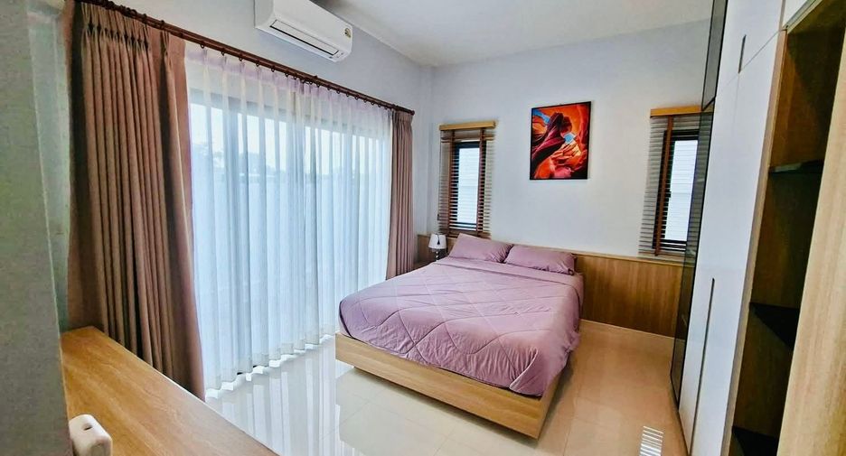 For rent 3 bedrooms villa in Bang Lamung, Chonburi