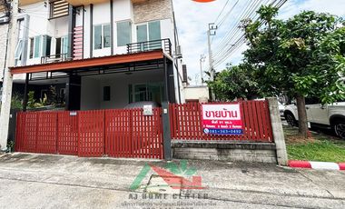 For sale 4 bedrooms townhouse in Bang Kruai, Nonthaburi