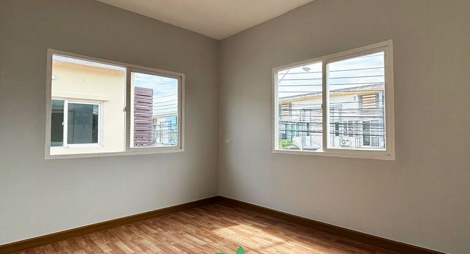 For sale 4 bedrooms townhouse in Bang Kruai, Nonthaburi