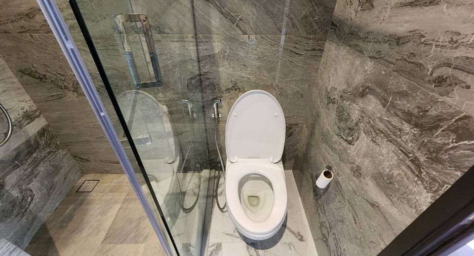 For rent 2 ベッドルーム condo 