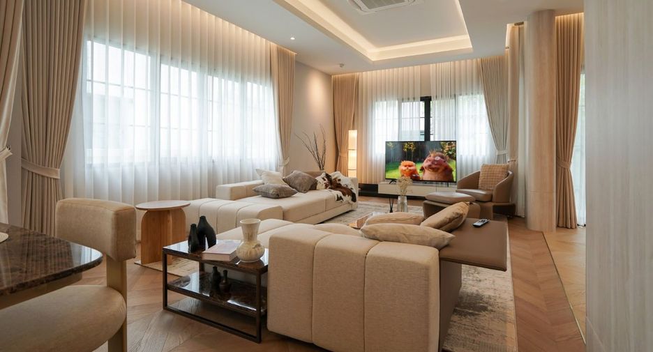 Casa en alquiler de 5 habitaciones en Bang Phli, Samut Prakan