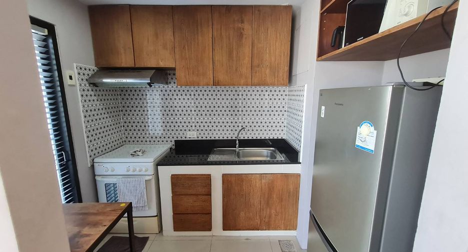 Condo en alquiler de 2 habitaciones en Watthana, Bangkok