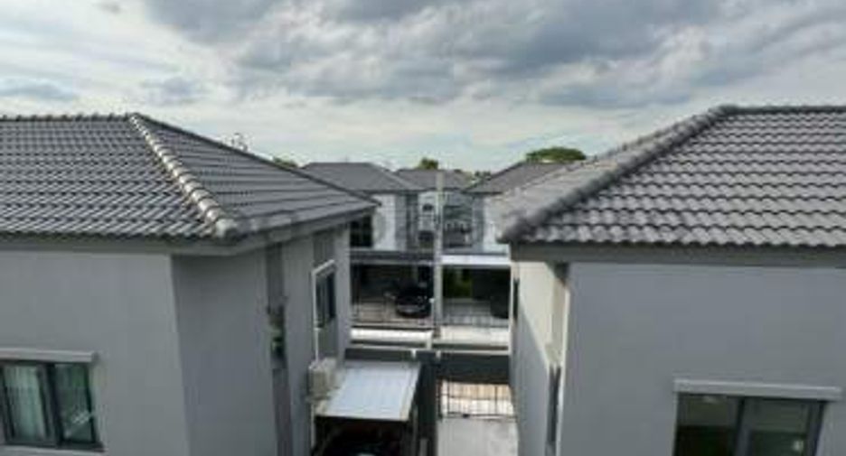 出租 3 卧室 独立屋 在 Pak Kret, Nonthaburi
