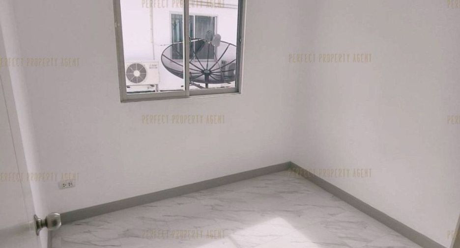 Продажа 3 спальни таунхаус в Bang Sao Thong, Самутпракан