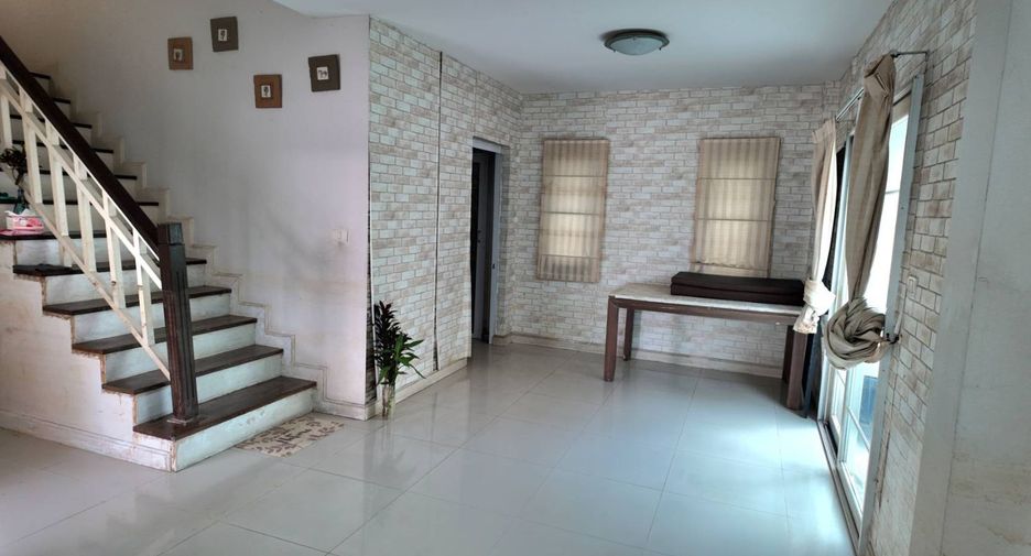 For sale 3 bedrooms house in Mueang Pathum Thani, Pathum Thani