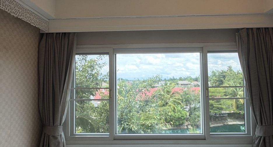 For sale 1 bed condo 