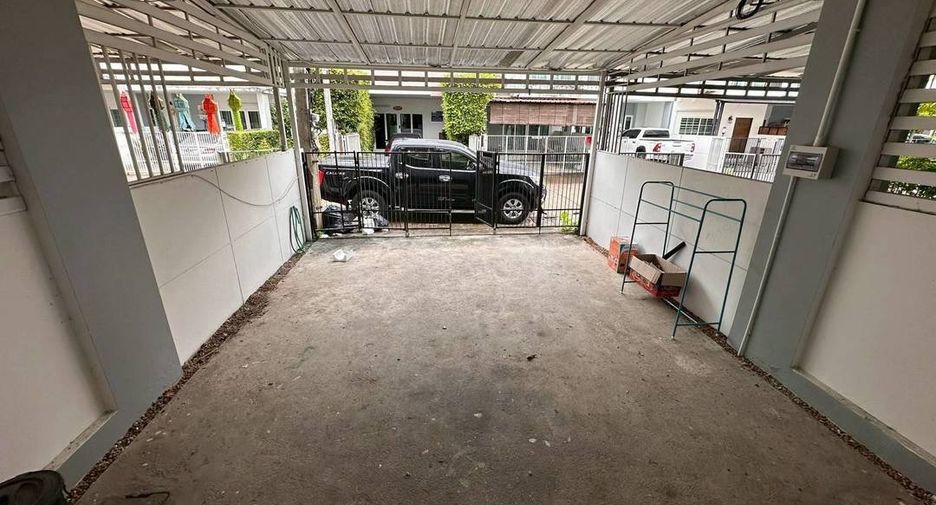 For rent 2 ベッドルーム townhouse in Mueang Chiang Mai, Chiang Mai