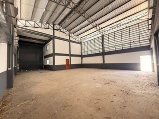 Аренда 3 спальни склад в Lat Lum Kaeo, Патумтани