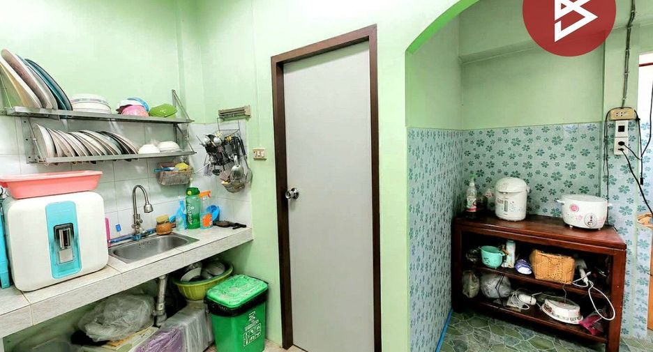 出售 2 卧室 联排别墅 在 Mueang Chon Buri, Chon Buri