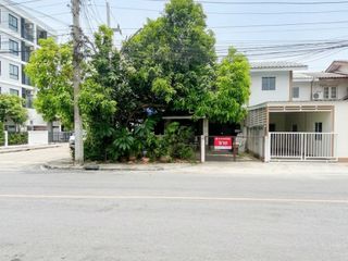 For sale 3 bedrooms house in Mueang Ratchaburi, Ratchaburi