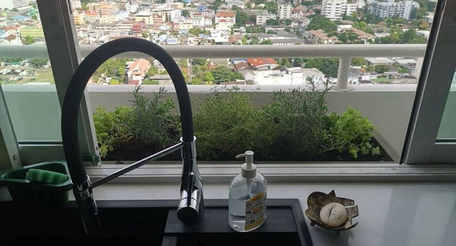 Wohnung zum Kauf mit 3 Zimmer in Watthana, Bangkok