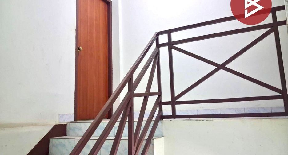 Продажа 4 спальни торговое помещение в Mueang Uttaradit, Уттарадит