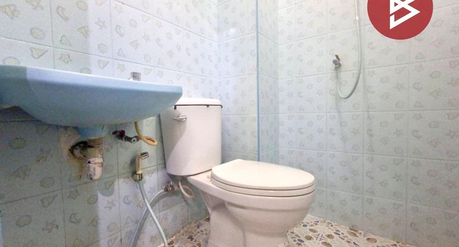 Продажа 4 спальни торговое помещение в Mueang Uttaradit, Уттарадит