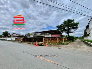 For sale 3 bedrooms house in Lak Si, Bangkok