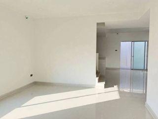 Haus zum Kauf mit 3 Zimmer in Si Racha, Chonburi