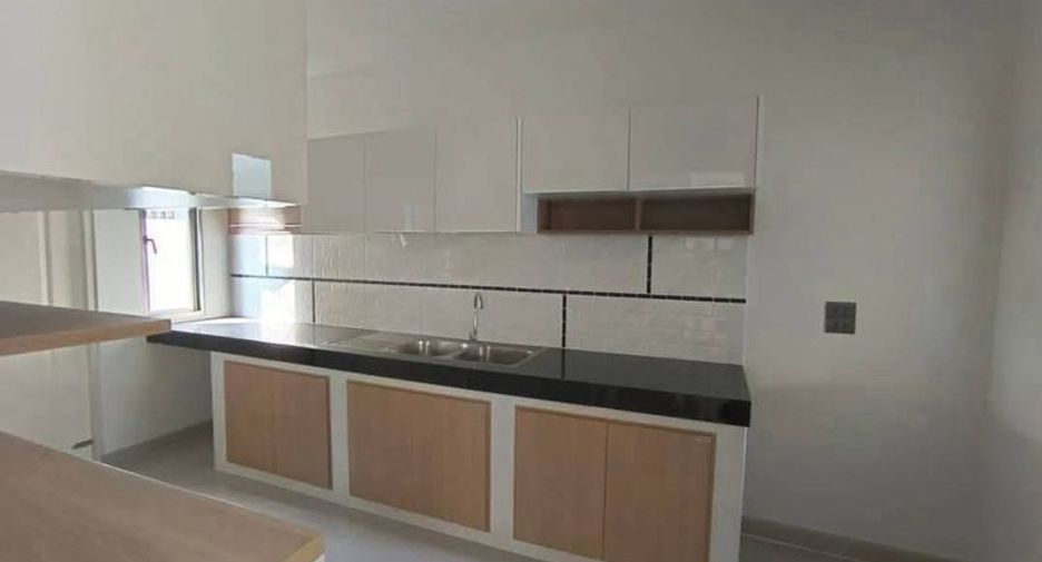 Haus zum Kauf mit 3 Zimmer in Si Racha, Chonburi
