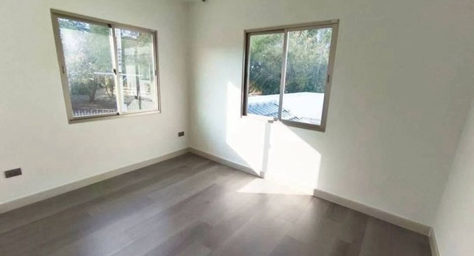 Haus zum Kauf mit 3 Zimmer in Si Racha, Chonburi