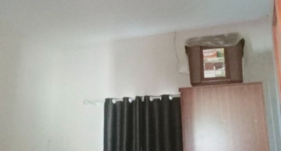 For sale 3 bedrooms house in Phatthana Nikhom, Lopburi