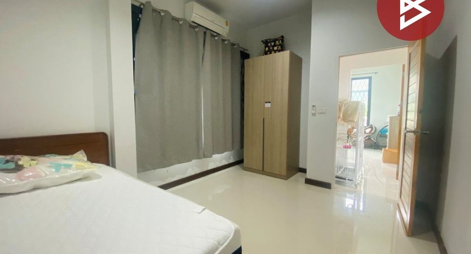For sale 3 bedrooms house in Mueang Suphanburi, Suphan Buri