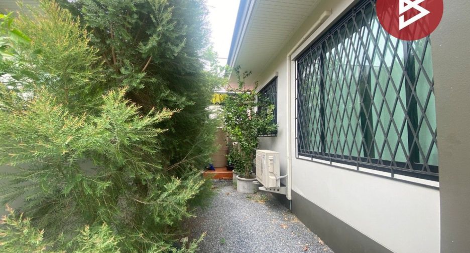 For sale 3 bedrooms house in Mueang Suphanburi, Suphan Buri