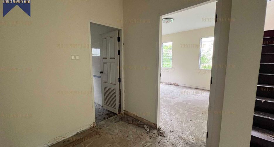 For sale 3 bedrooms house in Phutthamonthon, Nakhon Pathom