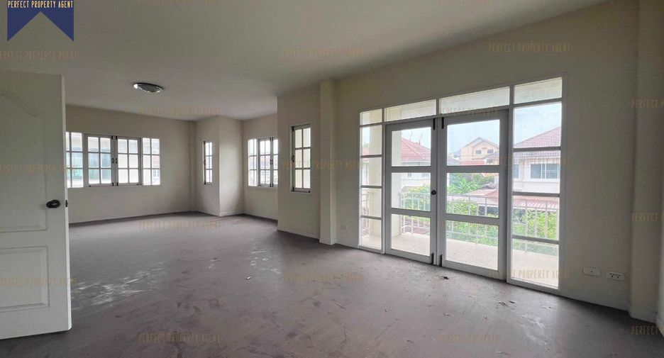 For sale 3 bedrooms house in Phutthamonthon, Nakhon Pathom