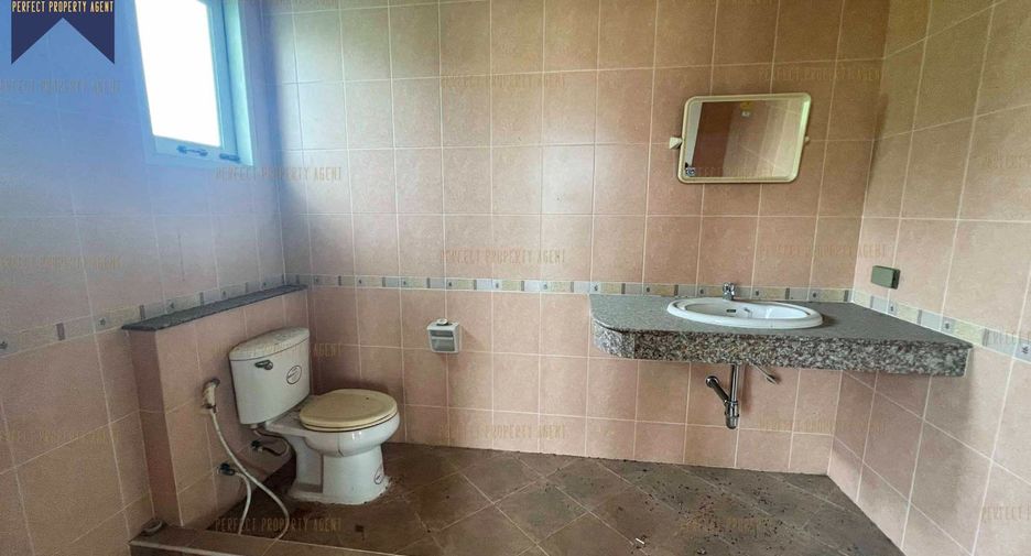 For sale 3 bedrooms house in Phutthamonthon, Nakhon Pathom