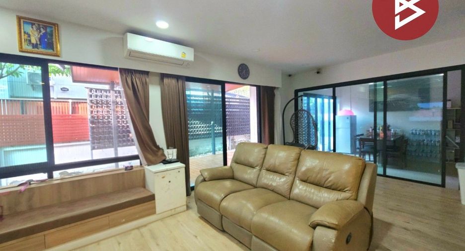 出售 4 卧室 独立屋 在 Mueang Chon Buri, Chon Buri