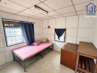 出售 6 卧室 独立屋 在 Huai Khwang, 曼谷
