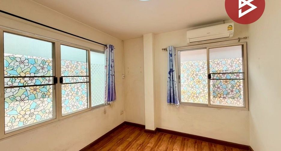 À vendre 3 chambres maison à Lat Krabang, Bangkok