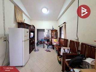 Casa adosada en venta de 2 habitaciones en Lam Luk Ka, Pathum Thani