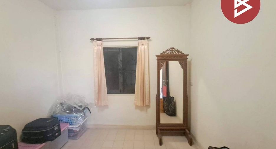Reihenhaus zum Kauf mit 2 Zimmer in Lam Luk Ka, Pathum Thani