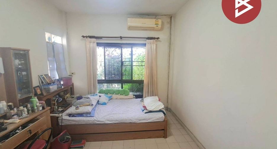 Reihenhaus zum Kauf mit 2 Zimmer in Lam Luk Ka, Pathum Thani