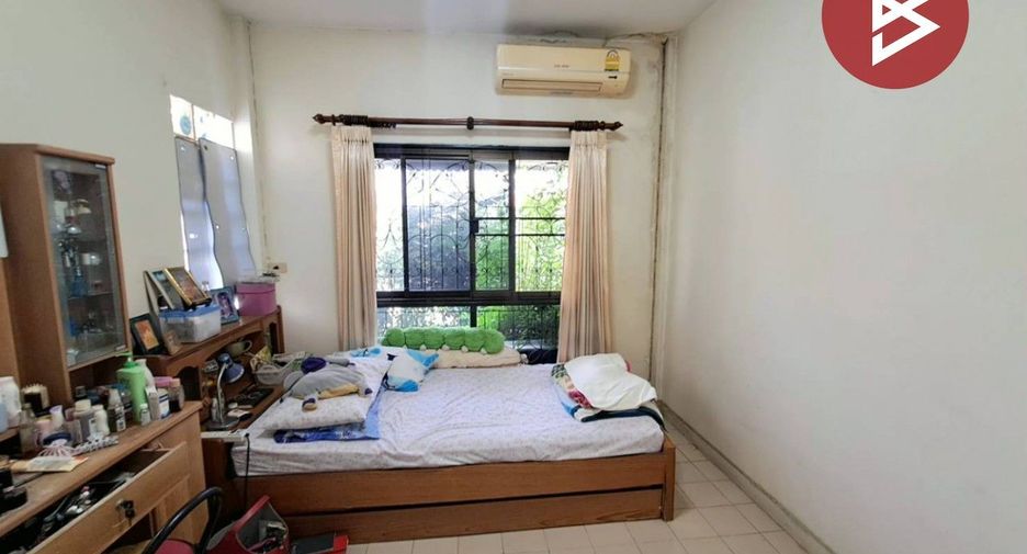 Reihenhaus zum Kauf mit 2 Zimmer in Lam Luk Ka, Pathum Thani